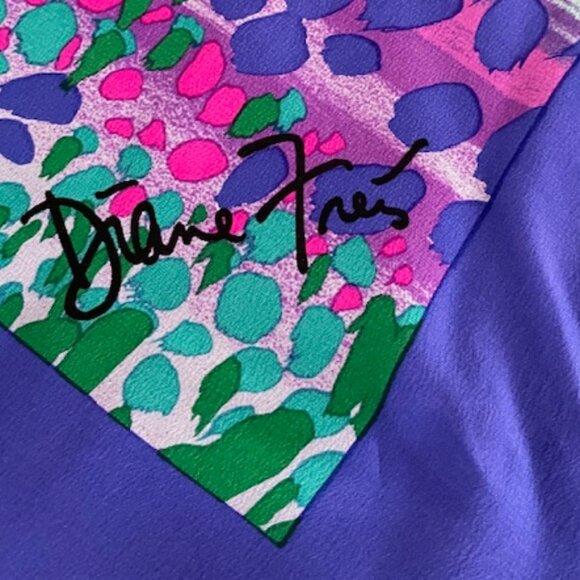Vintage Diane Freis Vibrant Square Silk Scarf - Picture 2 of 3